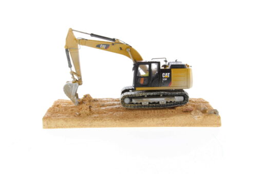 Cat Diecast Weathered 320F L Excavator 85701 - Image 6