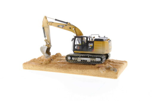 Cat Diecast Weathered 320F L Excavator 85701 - Image 7