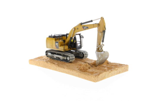 Cat Diecast Weathered 320F L Excavator 85701 - Image 16