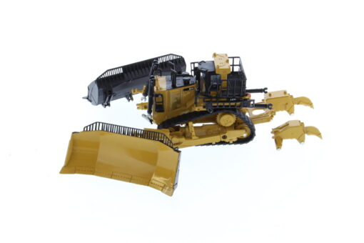 Cat Diecast 1:64 D11 Track-Type Tractor with JEL Blade 85637 - Image 13