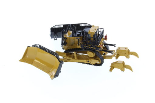 Cat Diecast 1:64 D11 Track-Type Tractor with JEL Blade 85637 - Image 12