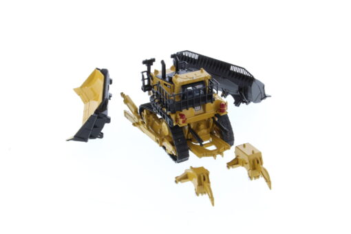 Cat Diecast 1:64 D11 Track-Type Tractor with JEL Blade 85637 - Image 10