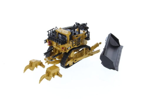 Cat Diecast 1:64 D11 Track-Type Tractor with JEL Blade 85637 - Image 7
