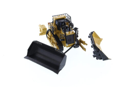 Cat Diecast 1:64 D11 Track-Type Tractor with JEL Blade 85637 - Image 2