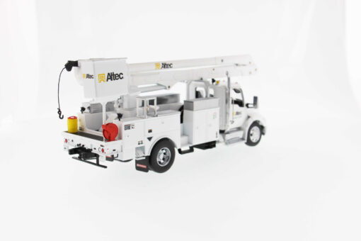 Kenworth 1:32 T380 with Altec AA55 Aerial Crane White Truck, White Body 71100 - Image 4