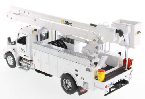 Peterbilt 1:32 scale Model 536 with AA55 Altec Crane. White Truck, White Body 71105 - Image 6