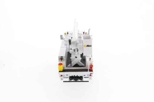 Peterbilt 1:32 scale Model 536 with AA55 Altec Crane. White Truck, White Body 71105 - Image 5
