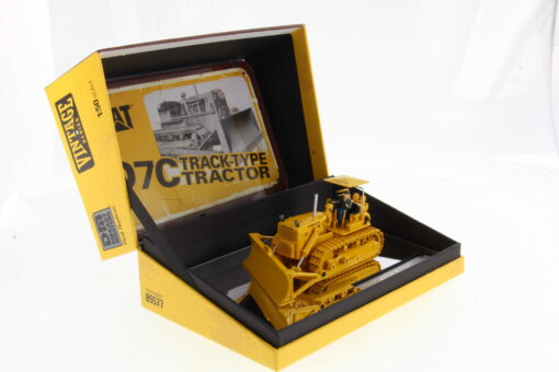 Cat Diecast D7C Track-Type Tractor Vintage Series 85577 - Image 11