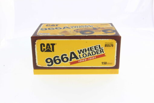 Cat Diecast D7C Track-Type Tractor Vintage Series 85577 - Image 9