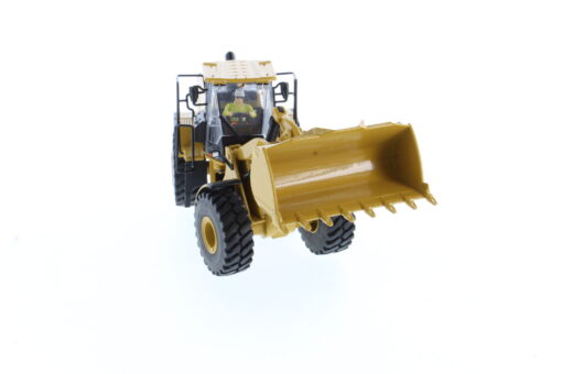 Cat Diecast 966GC Wheel Loader 85682 - Image 7