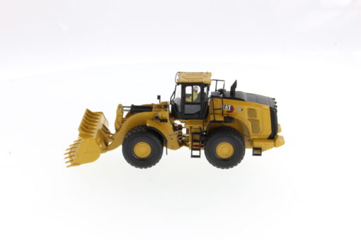 Cat Diecast 980 Wheel Loader 85684 - Image 5