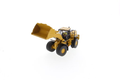 Cat Diecast 982 XE Wheel Loader 85685 - Image 7