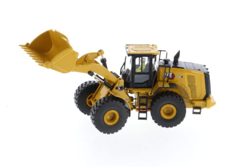 Cat Diecast 966 Wheel Loader 85686 - Image 6