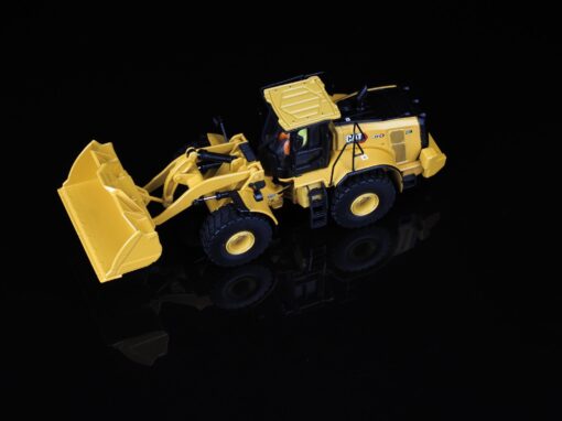 Cat Diecast 972 XE Wheel Loader 85683 - Image 7