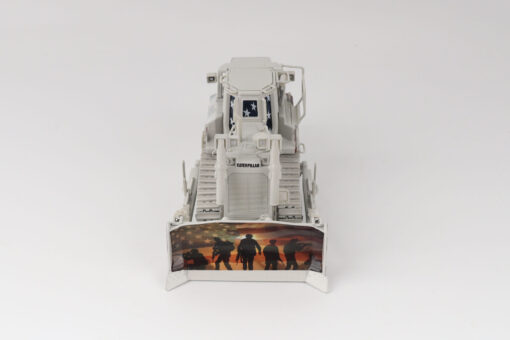 Cat Diecast D8T Track-Type Tractor 85299BSC BRENT SCARBROUGH LIVERY - Image 9