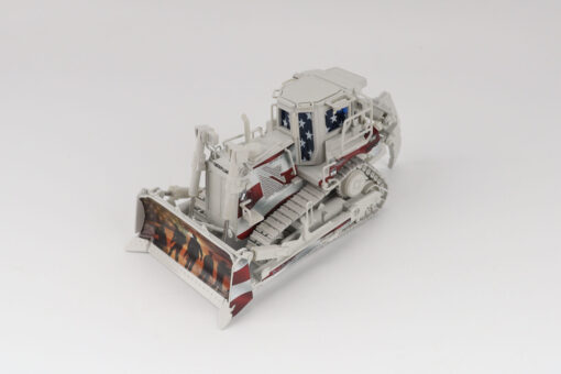 Cat Diecast D8T Track-Type Tractor 85299BSC BRENT SCARBROUGH LIVERY - Image 10