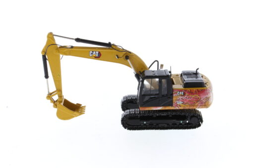Cat Diecast 320 GX Dragon Hydraulic Excavator 85674L