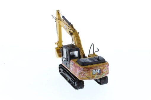 Cat Diecast 320 GX Dragon Hydraulic Excavator 85674L - Image 9