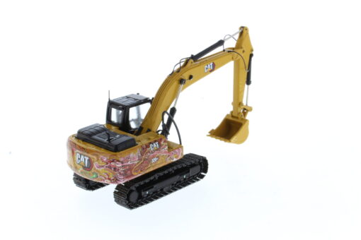 Cat Diecast 320 GX Dragon Hydraulic Excavator 85674L - Image 12