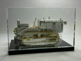 BASE AND GLASS BACK DISPLAY 85689 GOLD PLATINUM PREMIUM MODEL