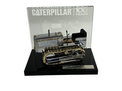 Cat 1:16 Cat Twenty Tractor 100th Anniversary Model 85760. - Image 3