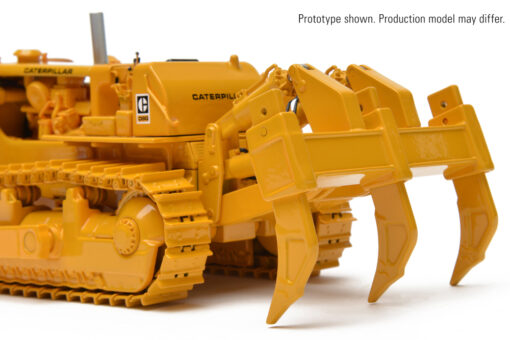 Cat 1:48 D9G Dozer with 9R Rip Blade by CCM - CCMD9G - Image 4