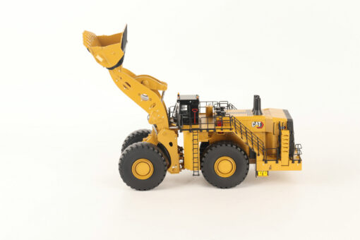 Cat Diecast 995 Wheel Loader 85716 - Image 26