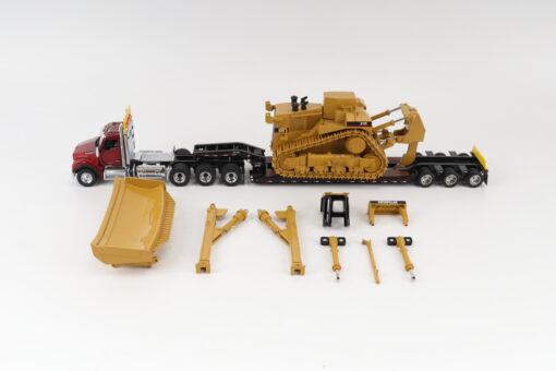 Kenworth 1:50 scale T880 Day Cab Tandem and Trail King TK120 Lowboy with D11 Dozer components - Image 23