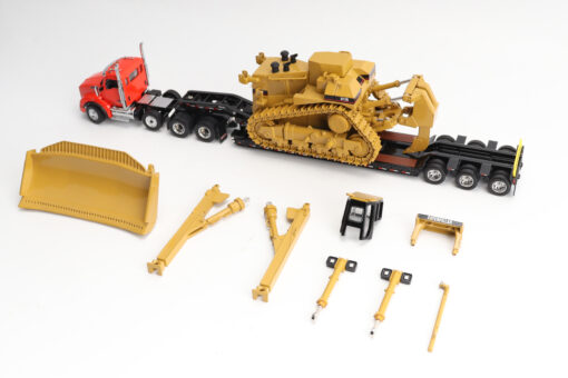 Kenworth 1:50 scale T880 Day Cab Tandem and Trail King TK120 Lowboy with D11 Dozer components - Image 15