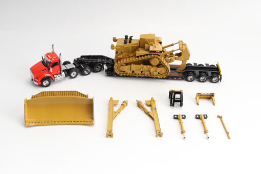 Kenworth 1:50 scale T880 Day Cab Tandem and Trail King TK120 Lowboy with D11 Dozer components - Image 16