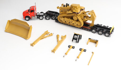 Kenworth 1:50 scale T880 Day Cab Tandem and Trail King TK120 Lowboy with D11 Dozer components - Image 19