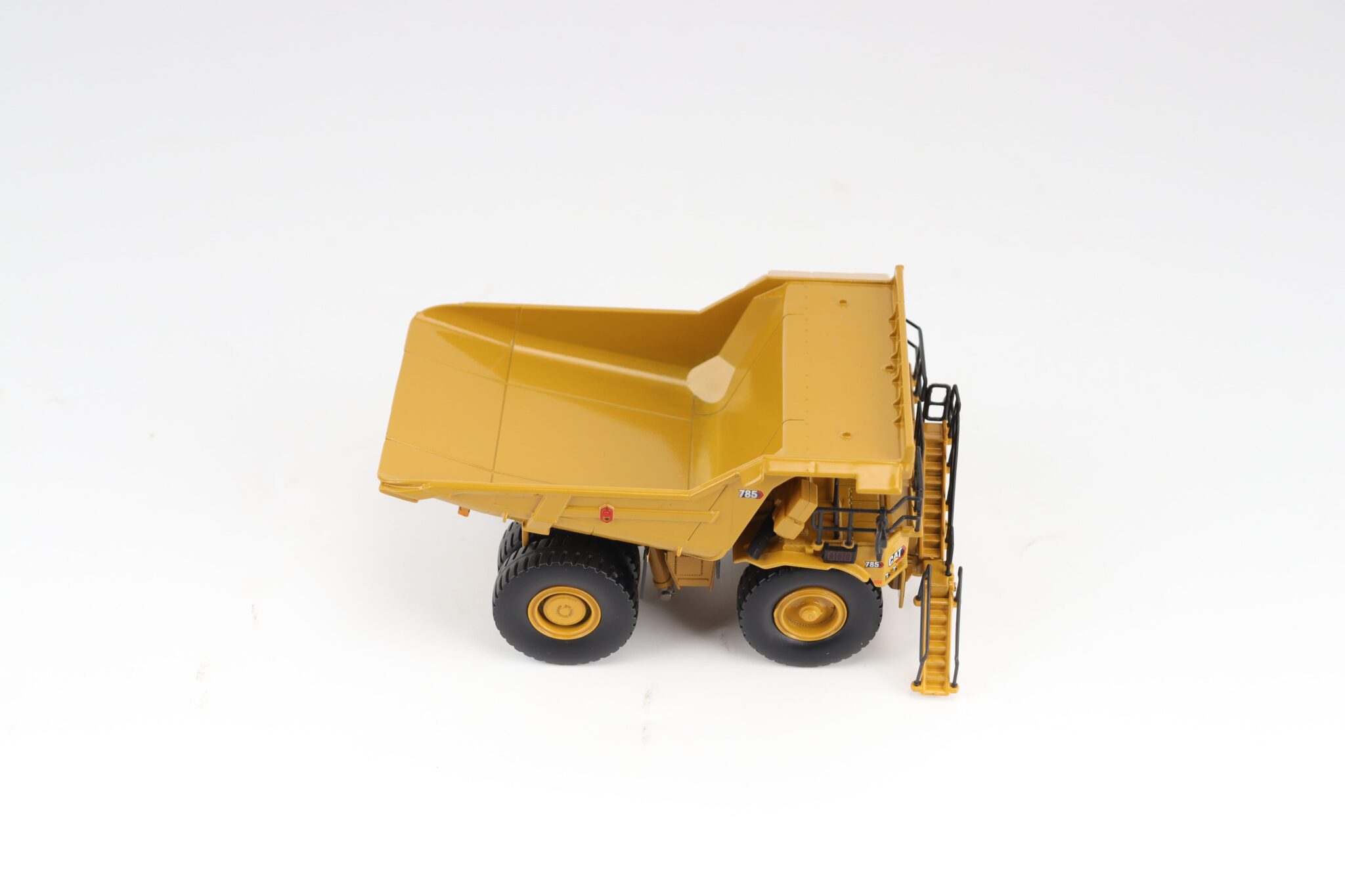 Cat 785 Mining Truck scale model replica Diecast Masters 85751 - Image 8