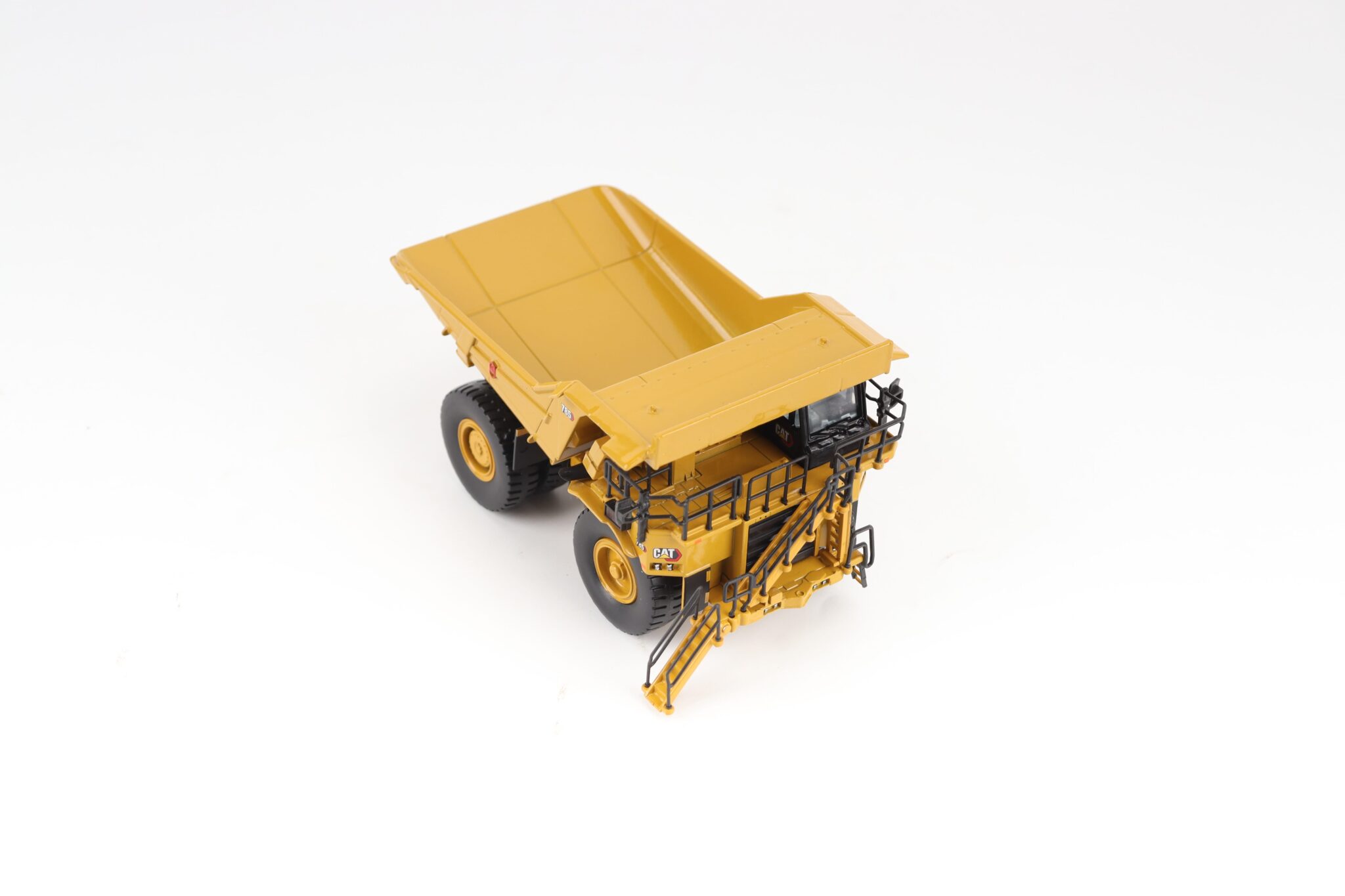 Cat 785 Mining Truck scale model replica Diecast Masters 85751 - Image 6