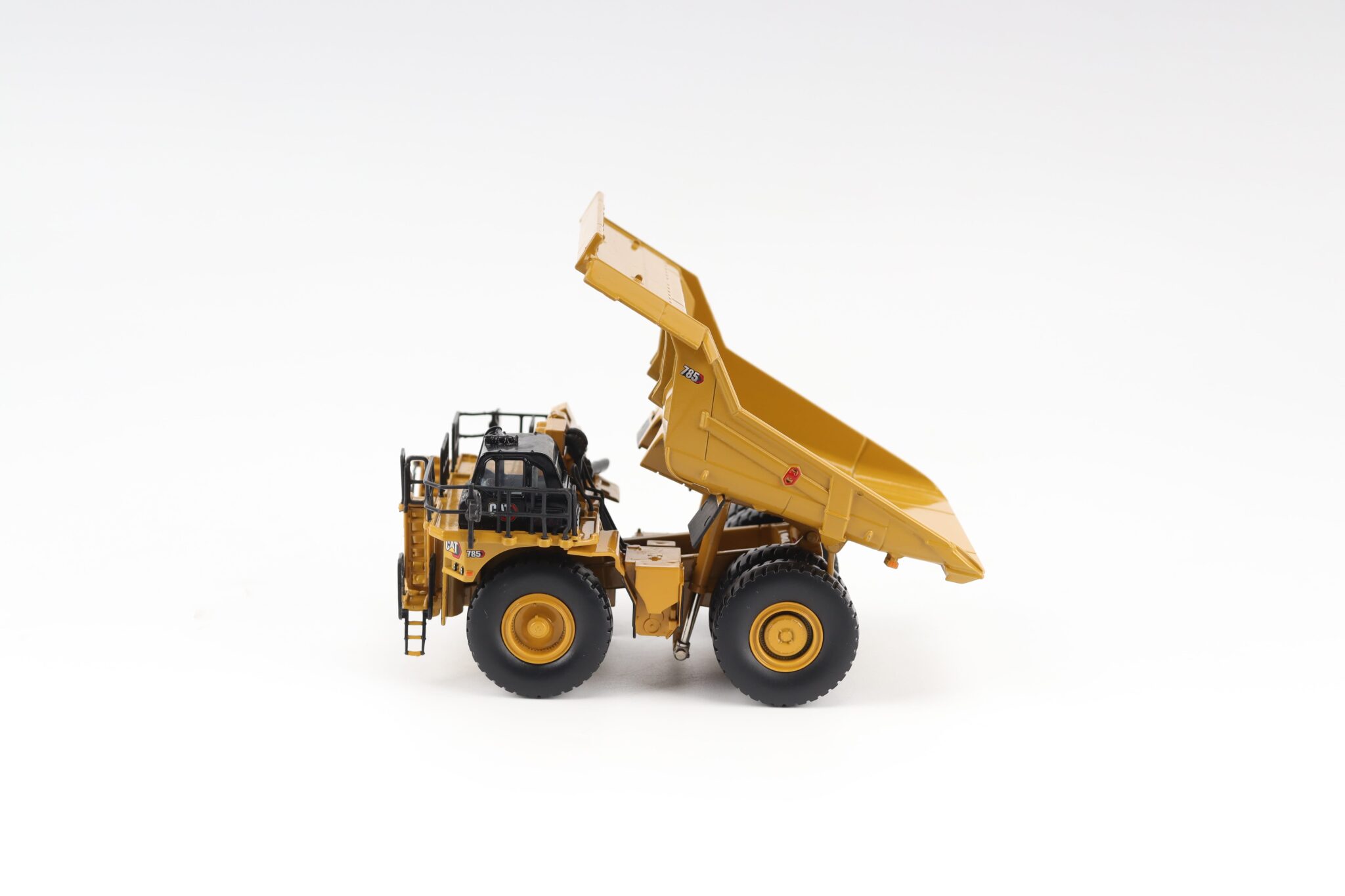Cat 785 Mining Truck scale model replica Diecast Masters 85751 - Image 14