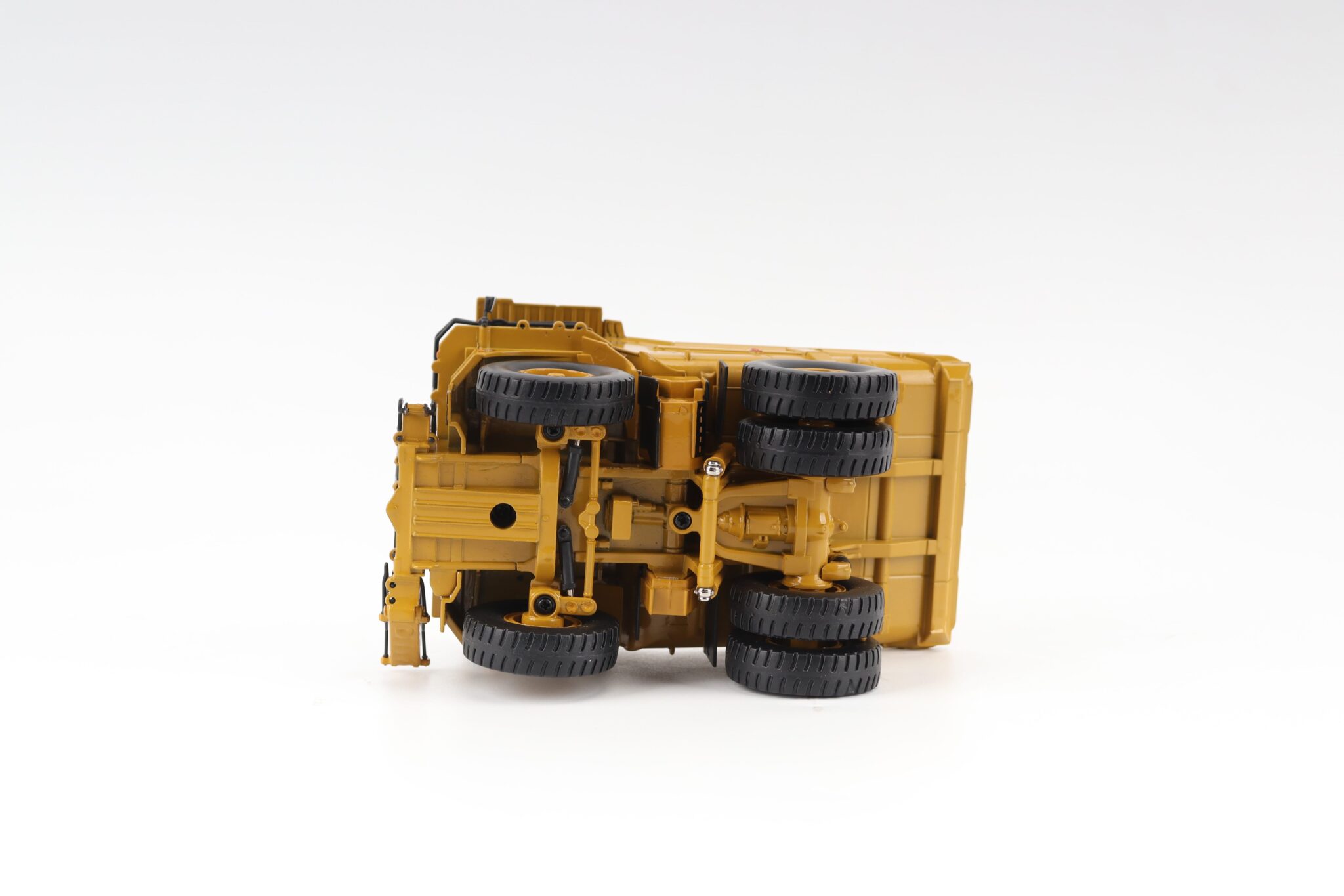 Cat 785 Mining Truck scale model replica Diecast Masters 85751 - Image 9