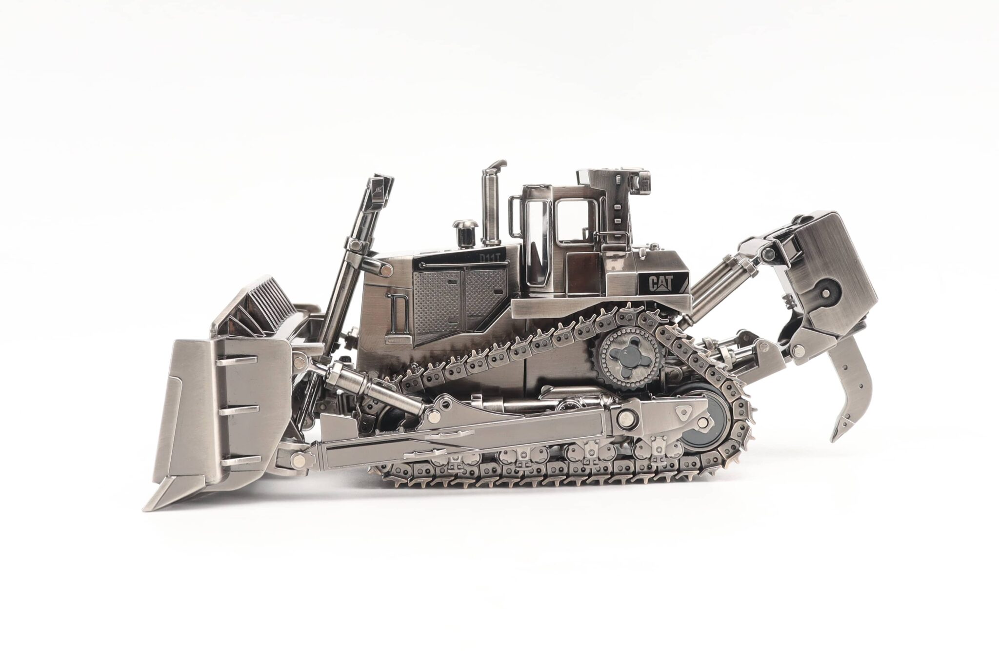 Cat Diecast D11T Track-Type Tractor 85754 Commemorative Edition Antique Silver Finish - Image 9