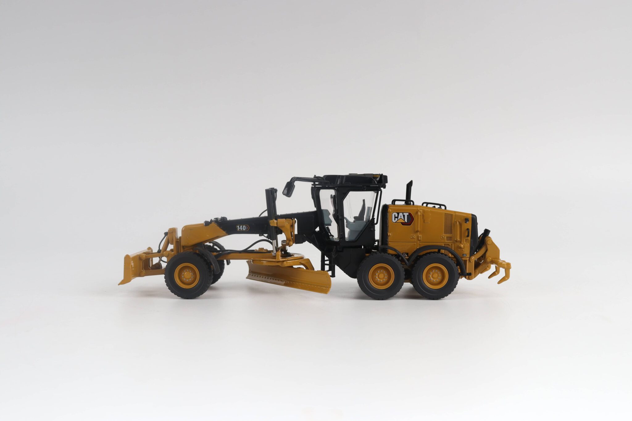 1:50 Cat® 140 Motor Grader JOY 85796 - Image 3