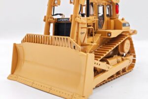 Cat 1:48 D10N Dozer with SU-Blade and Single-Shank Ripper by CCM - CCMD10NSUB