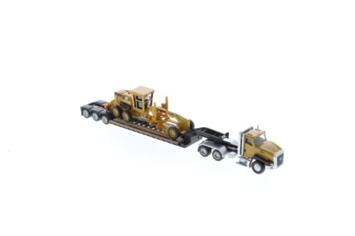 Cat 1:87 Construction Diecast Cat CT660 with lowboy trailer & Cat load 84414 - Image 2