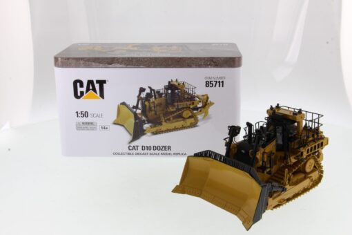 Cat Diecast D10 Track-Type Tractor 85711 - Image 6